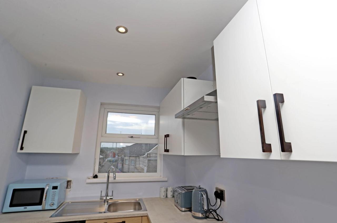 Entire Penthouse Apartment With Sea Views ポートラッシュ エクステリア 写真