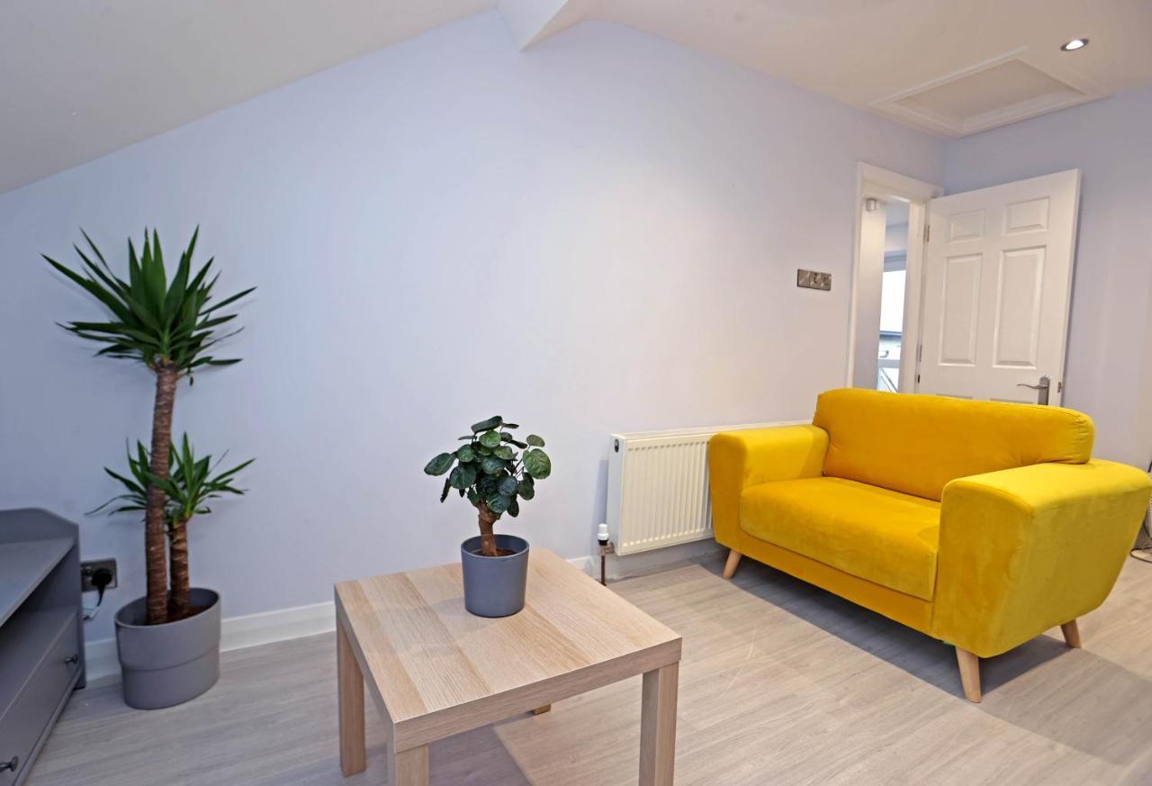 Entire Penthouse Apartment With Sea Views ポートラッシュ エクステリア 写真