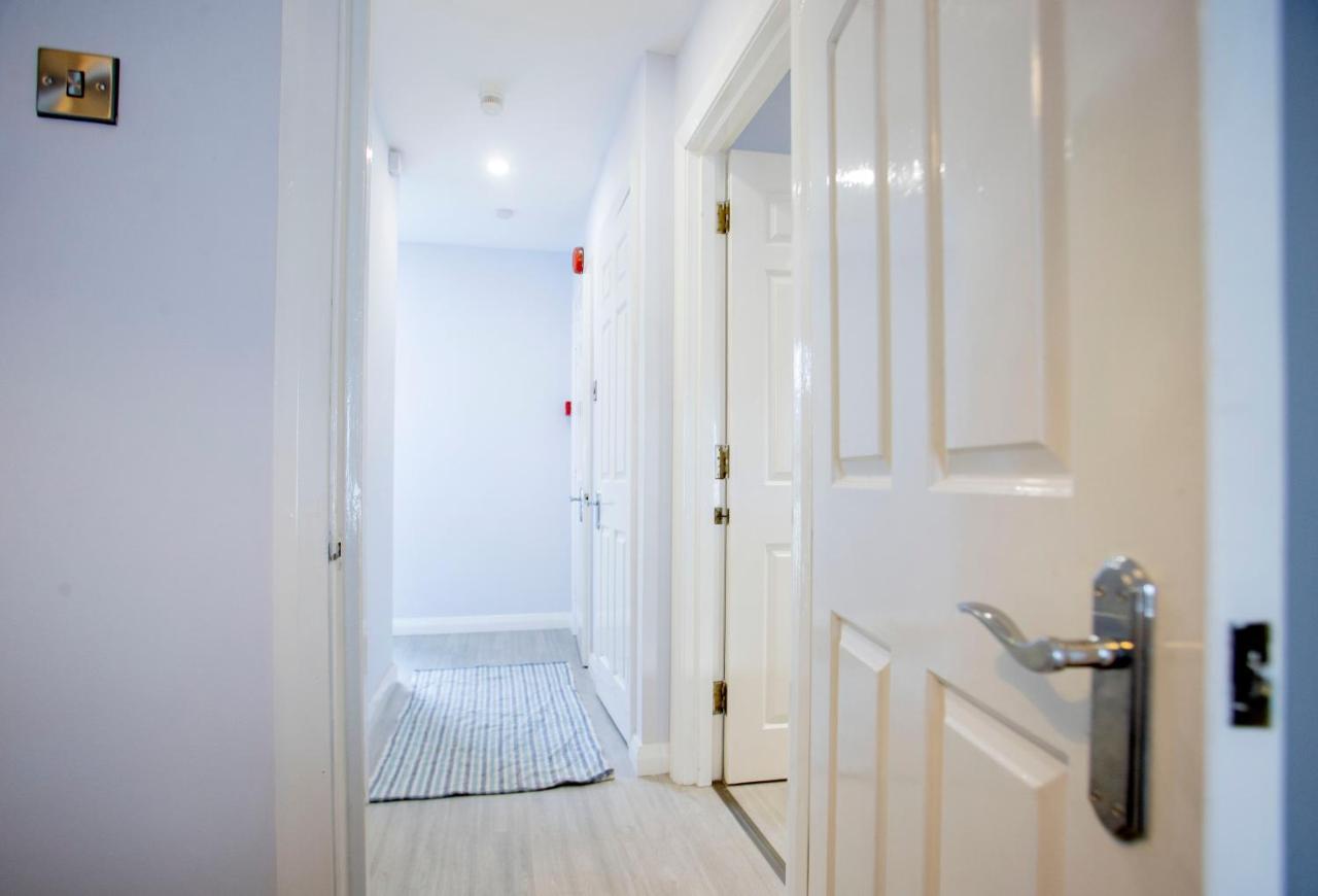 Entire Penthouse Apartment With Sea Views ポートラッシュ エクステリア 写真