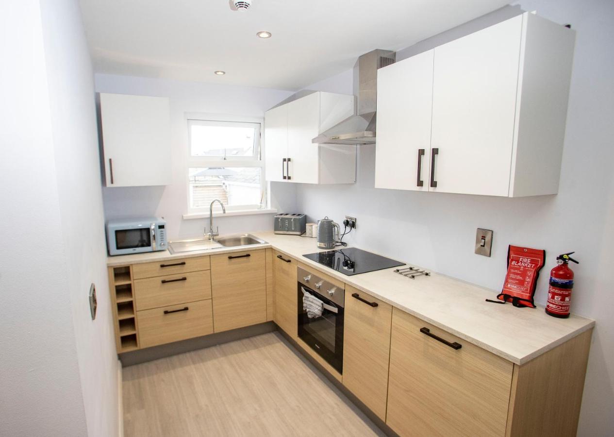Entire Penthouse Apartment With Sea Views ポートラッシュ エクステリア 写真