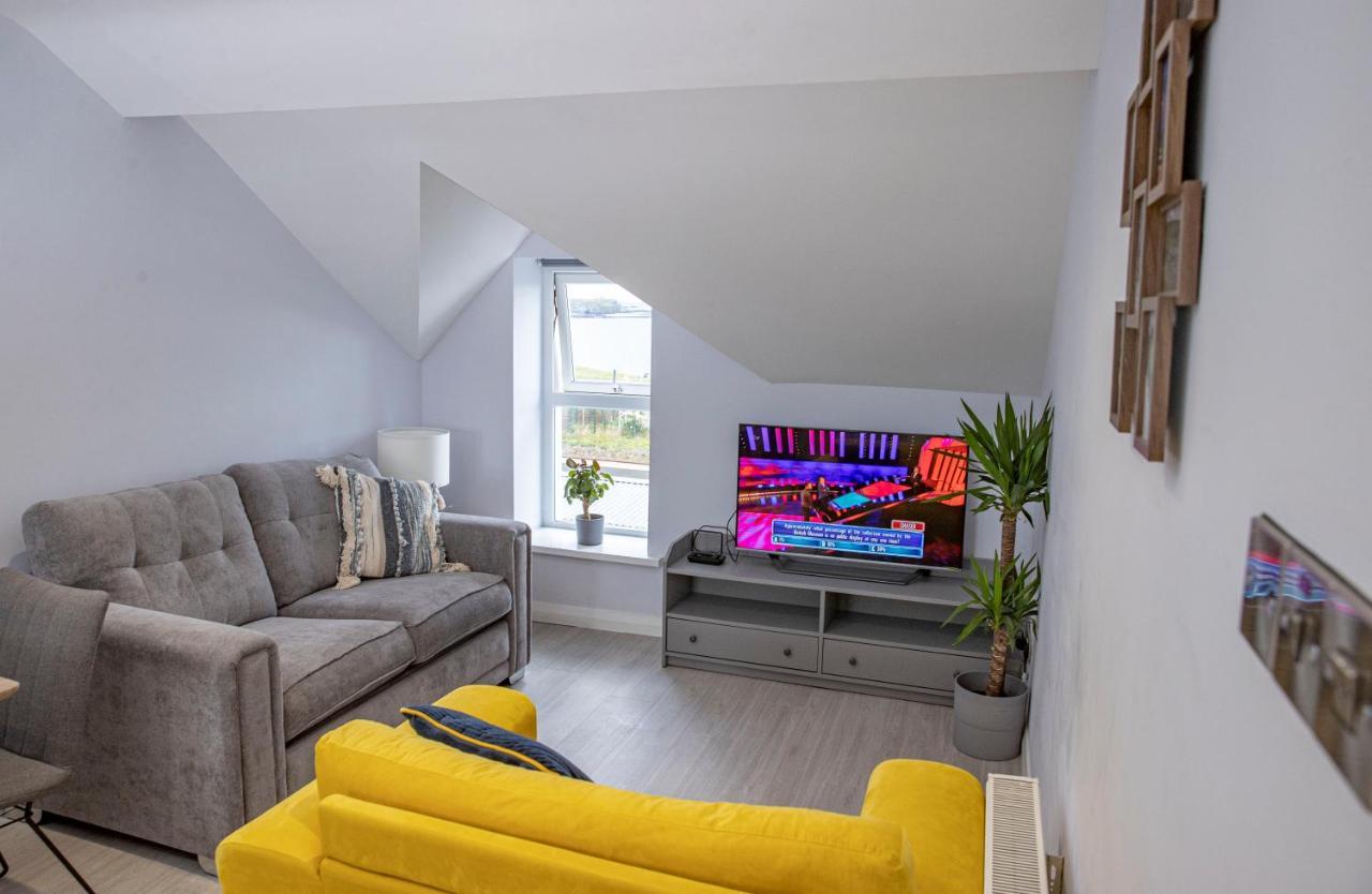 Entire Penthouse Apartment With Sea Views ポートラッシュ エクステリア 写真